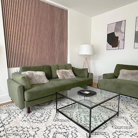 1 Bed / 1 Sofa Bed 'Scandi' Style Ground Floor Apartment Yeovil Zewnętrze zdjęcie